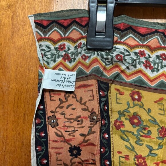 Vintage The Metropolitan Museum of Art Silk Scarf Made in Korea 1996 Exclusive - Picture 11 of 11